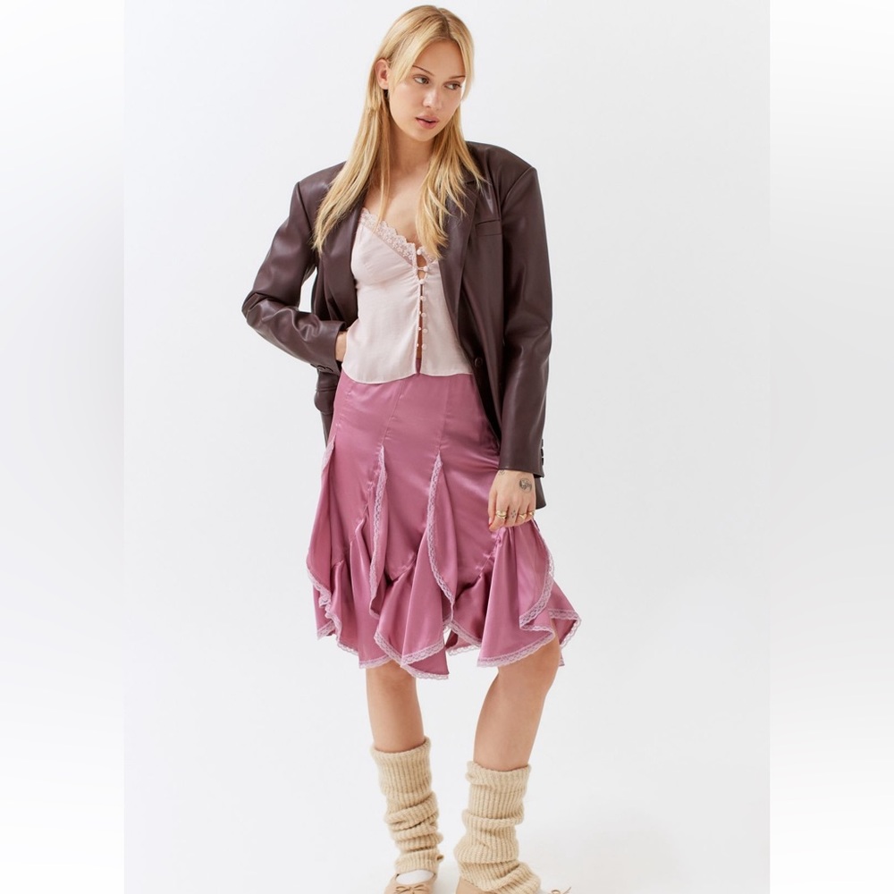 NWT Urban Outfitters Cassie Satin & Lace Ruffle Midi Skirt Mauve - Picture 5 of 8